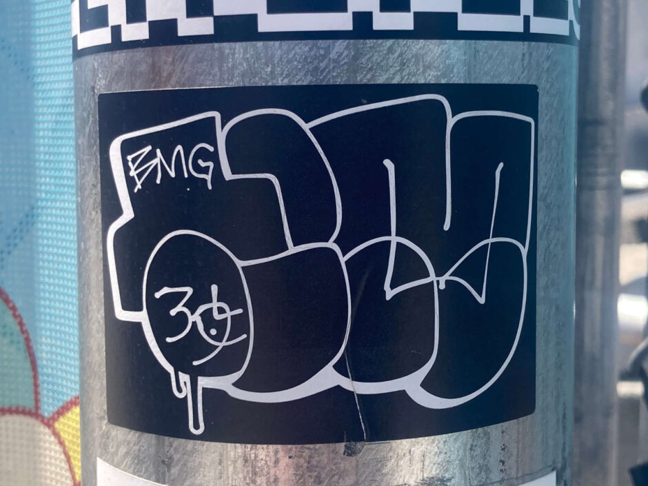 Tag style sticker