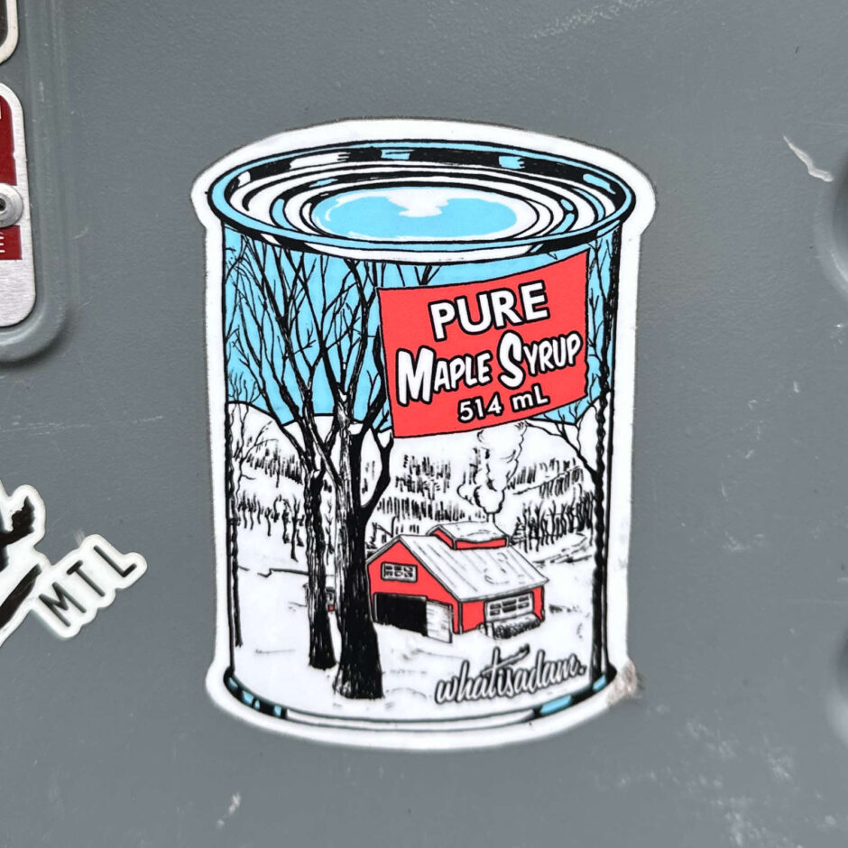 Maple syrup can sticker