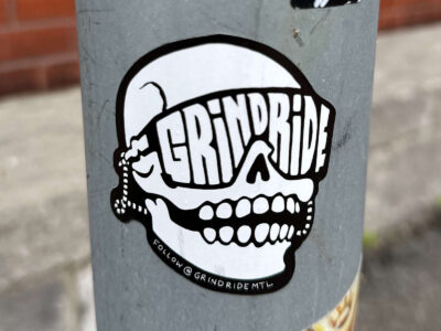Grind Ride skull sticker